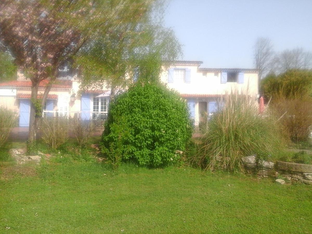 ヴェルトゥイユ＝シュル＝シャラント A La Paloma Bed & Breakfast エクステリア 写真